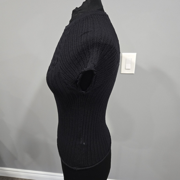 Zara Black Cap Sleeve Stretch Knit Sweater! Size Medium - Picture 9 of 10